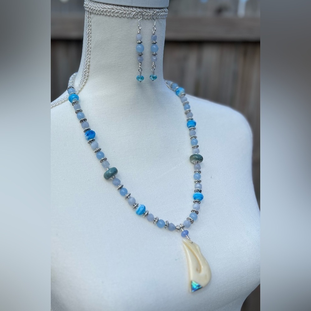 Aquamarine, Vintage Glass, Vintage Māori Hook and Silver Necklace Set - Picture 4 of 12